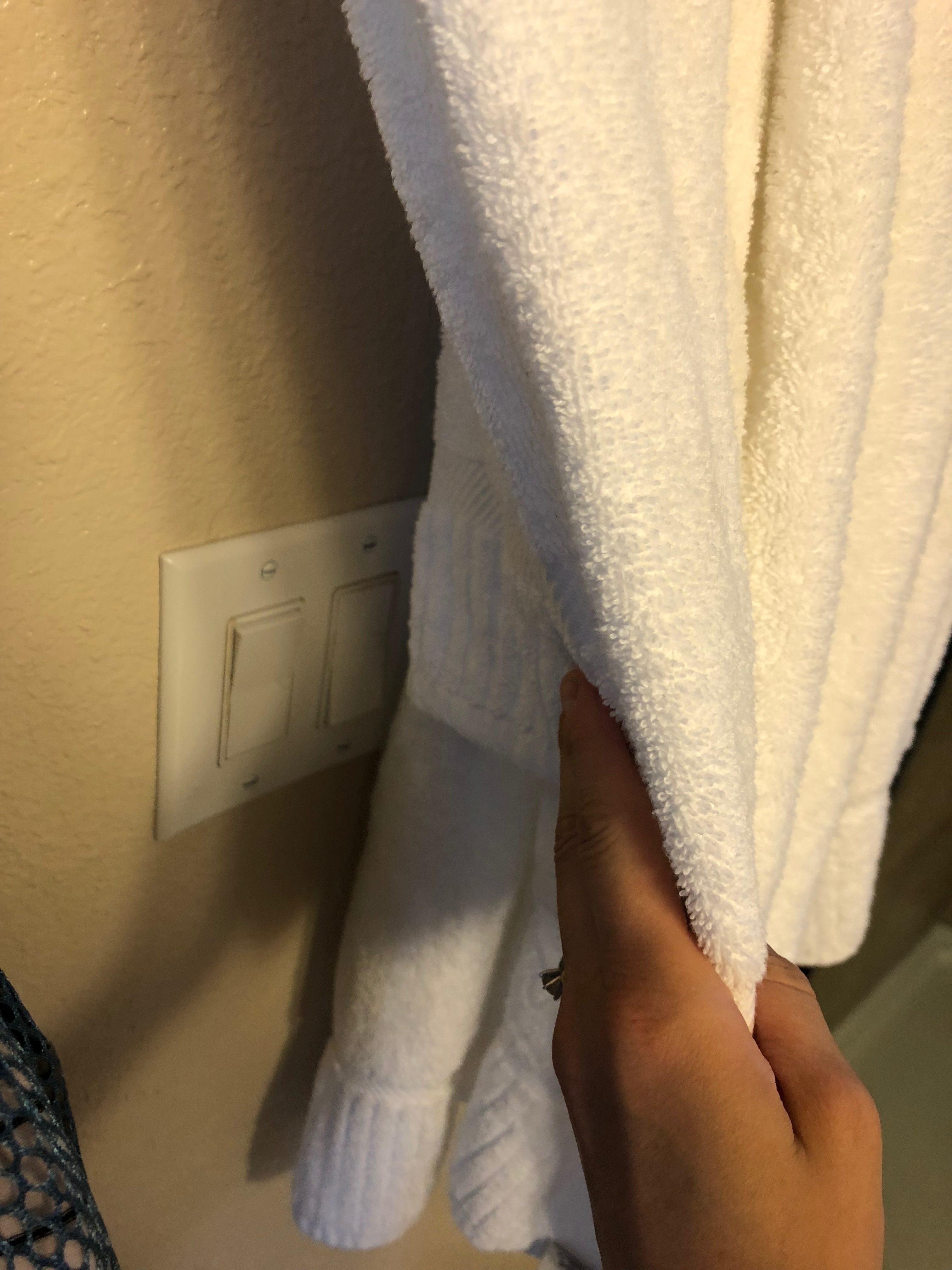 Cava Robles RV Resort in Paso Robles Review by Two In Tow And On The Go