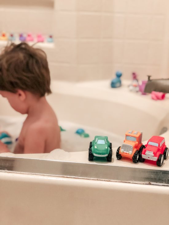 Nuby Squirt Wheels Bath Squirters Review_2