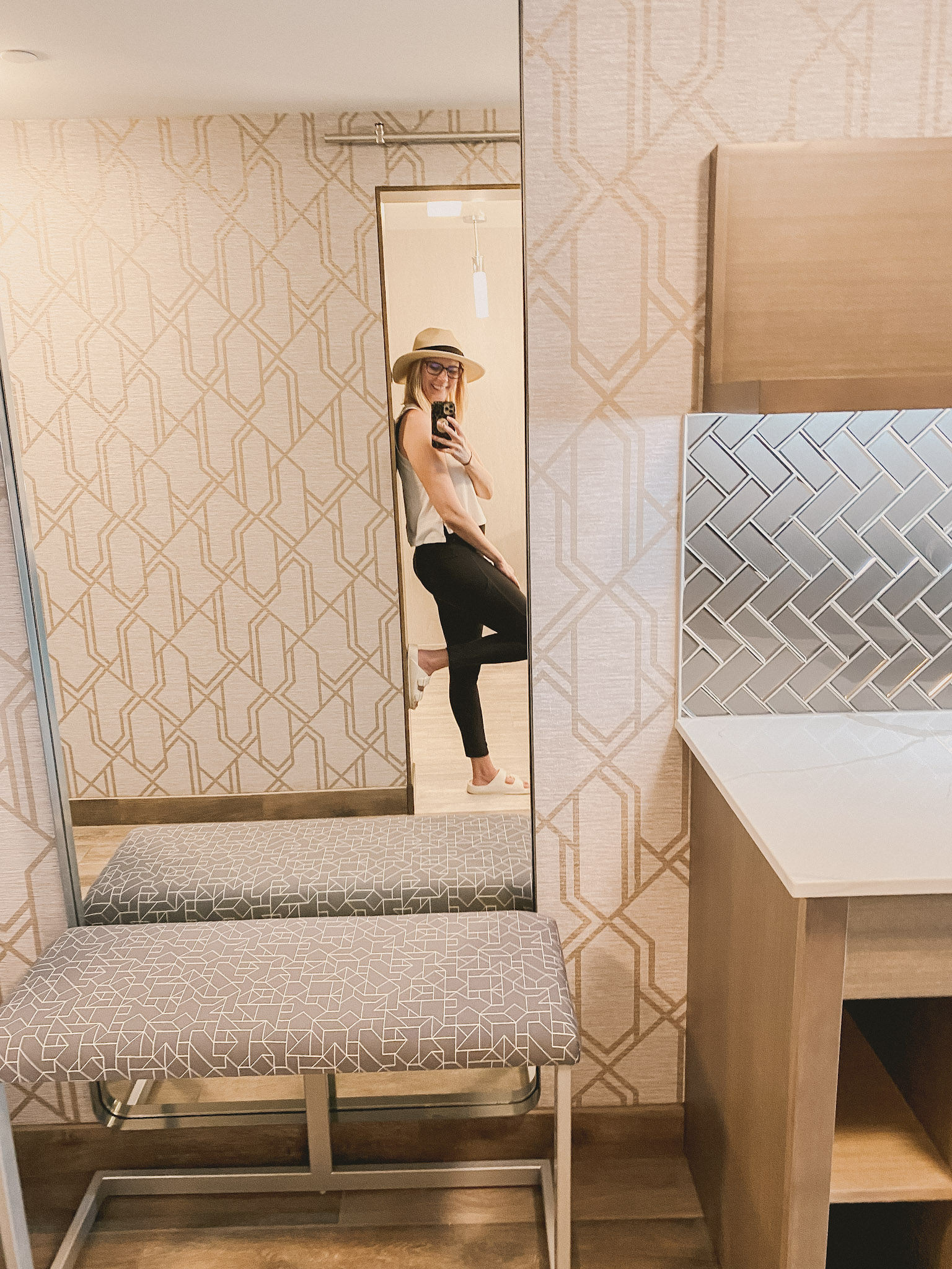 selfie in the mirror of a hotel